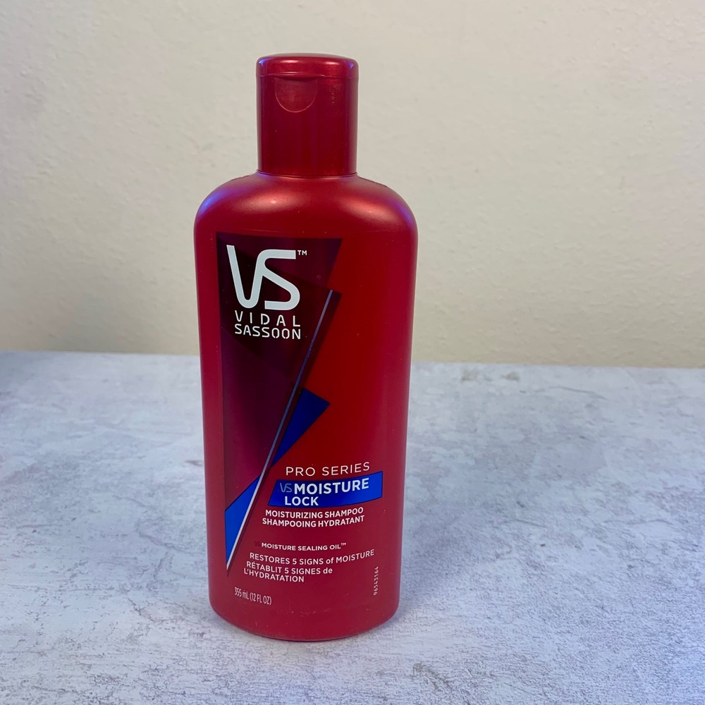 Vidal Sassoon VS Pro Series Moisture Lock Moisturizing Shampoo 12‎ fl oz bottle
